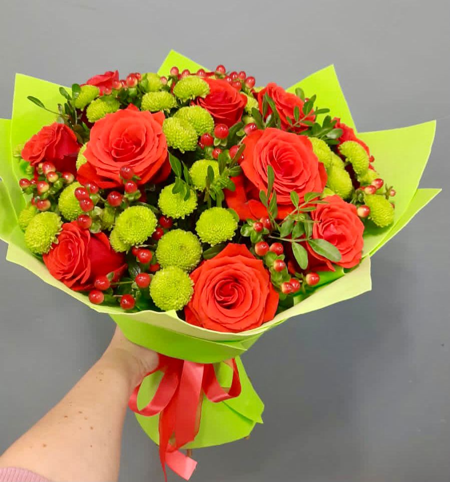 Букет признание в Щучье Букет цветов из: Хризантемы и Розы в Щучье