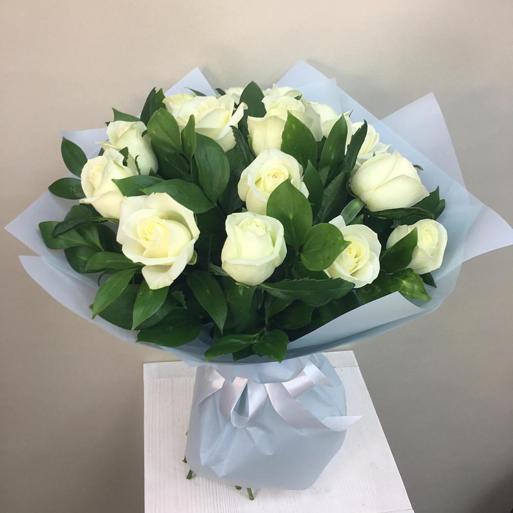 15 Белых роз Проуд в Щучье Букет 15 Белых роз Проуд в Щучье