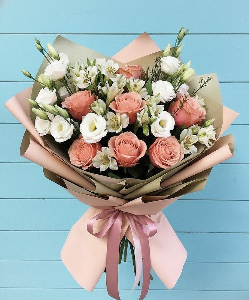 Букет олимп в Щучье Букет цветов из: Розы, Альстромерии и Лизиантусы в Щучье