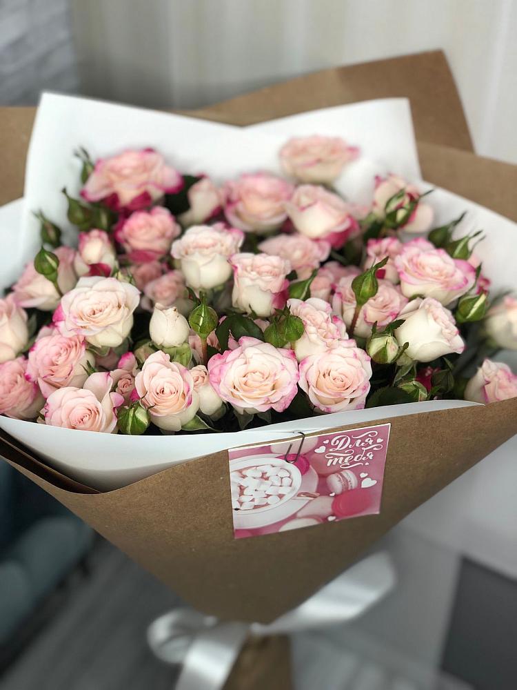 Букет теплый ветер в Щучье Букет цветов из: Розы в Щучье