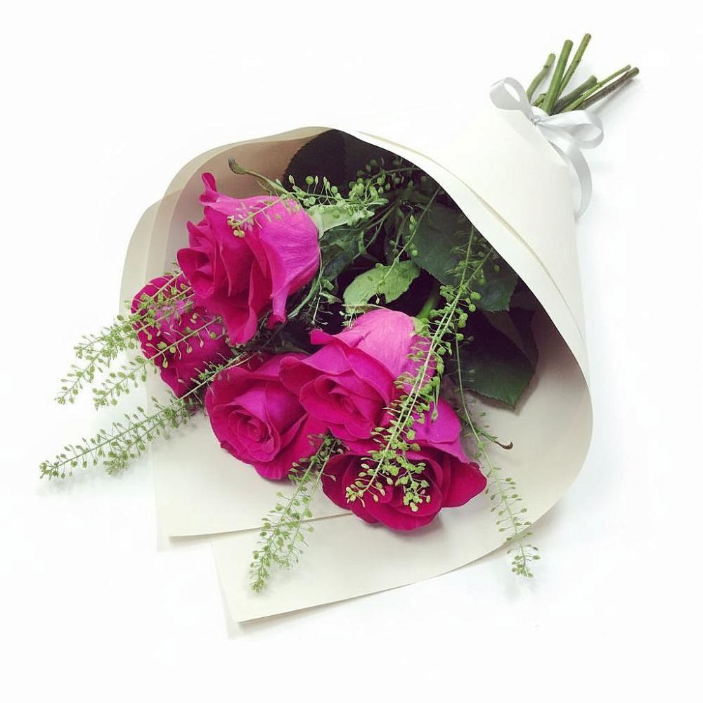 Букет ярко-розовый в Щучье Букет цветов из: Розы в Щучье