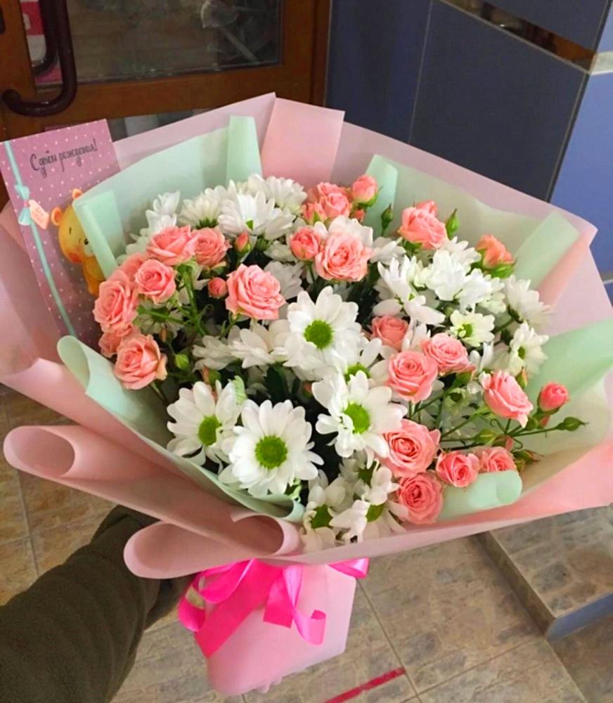 Букет Жемчужная россыпь в Щучье Букет цветов из: Розы и Хризантемы в Щучье