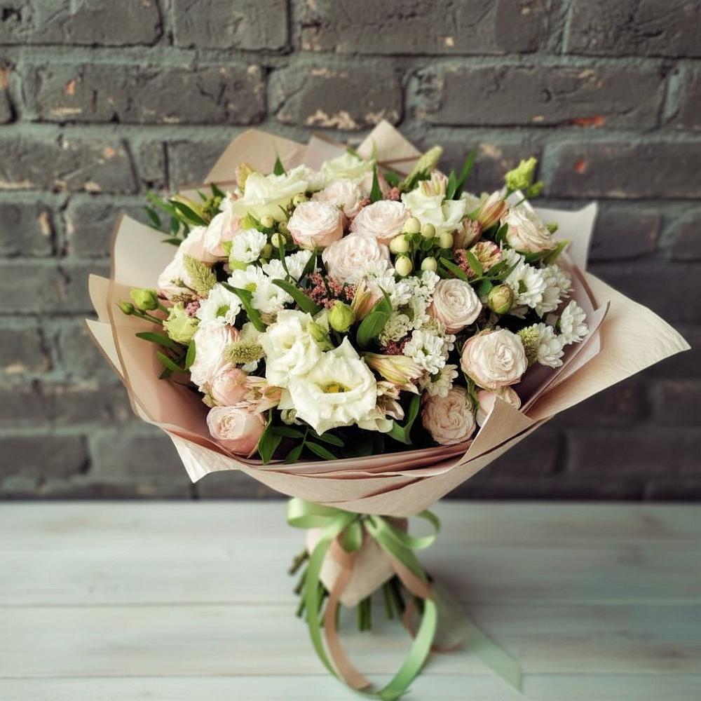 Букет нежное ассорти в Щучье Букет цветов из: Альстромерии, Розы и Хризантемы в Щучье