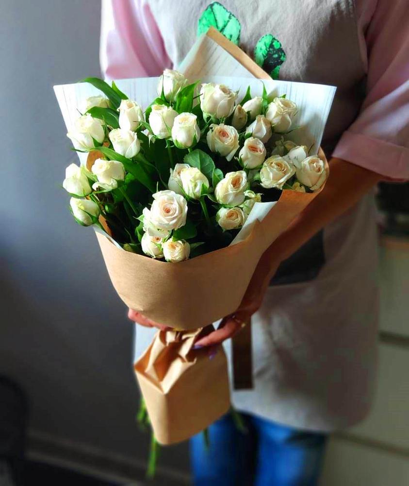 Букет хорошее настроение в Щучье Букет цветов из: Розы в Щучье