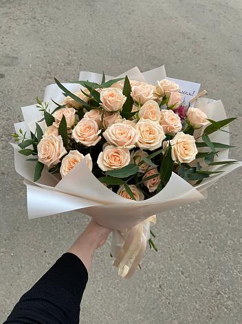 Букет Кремовые розы Латте в Щучье