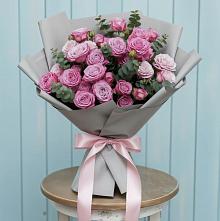 Композиция Яркий комплимент в Щучье Букет цветов из:  Розы в Щучье